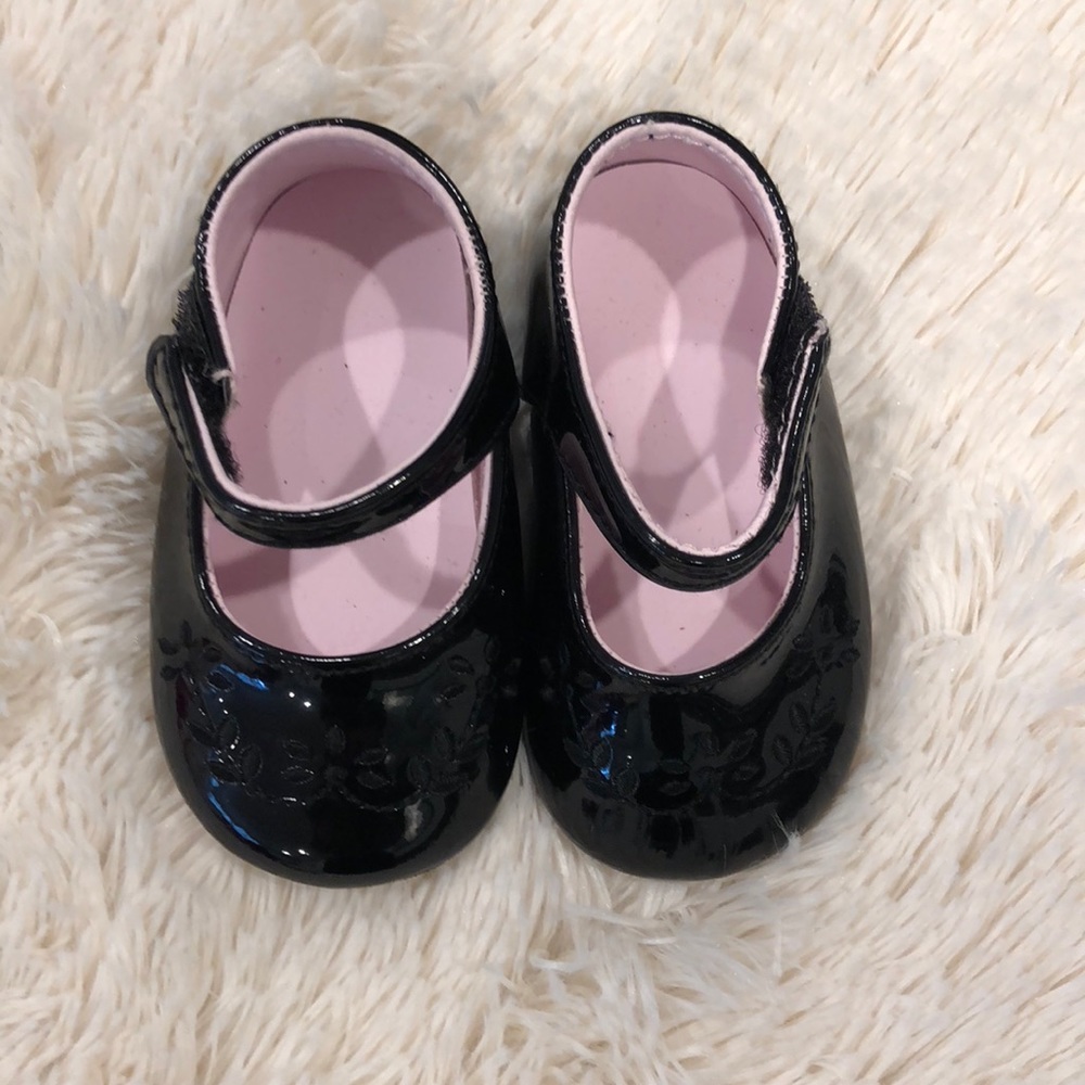 Infant dress shoes